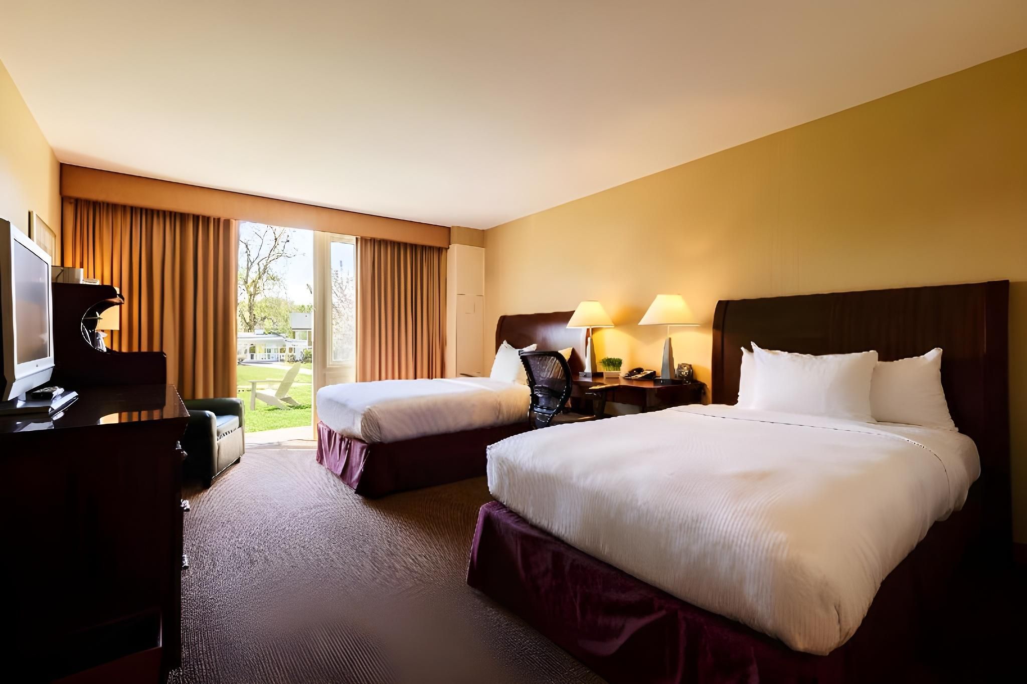Double Room with Two Double Beds - Non-Smoking
