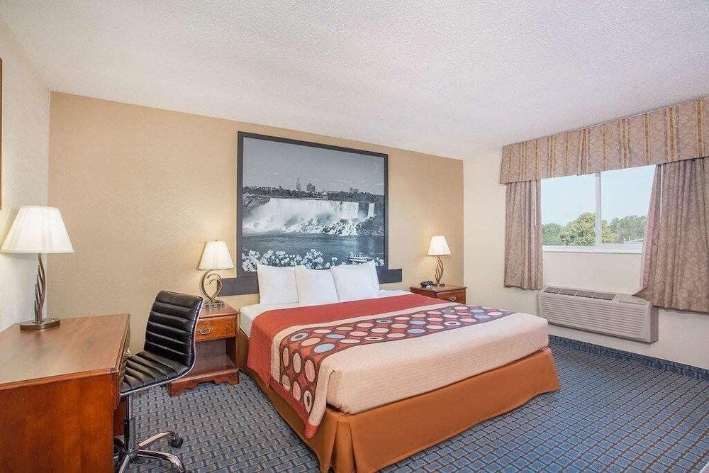 Standard Room, 1 King Bed, Smoking
