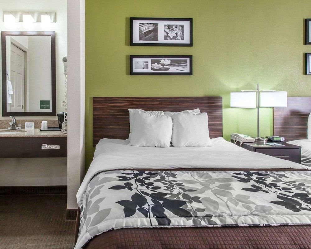 Standard Room, 2 Queen Beds, Non Smoking