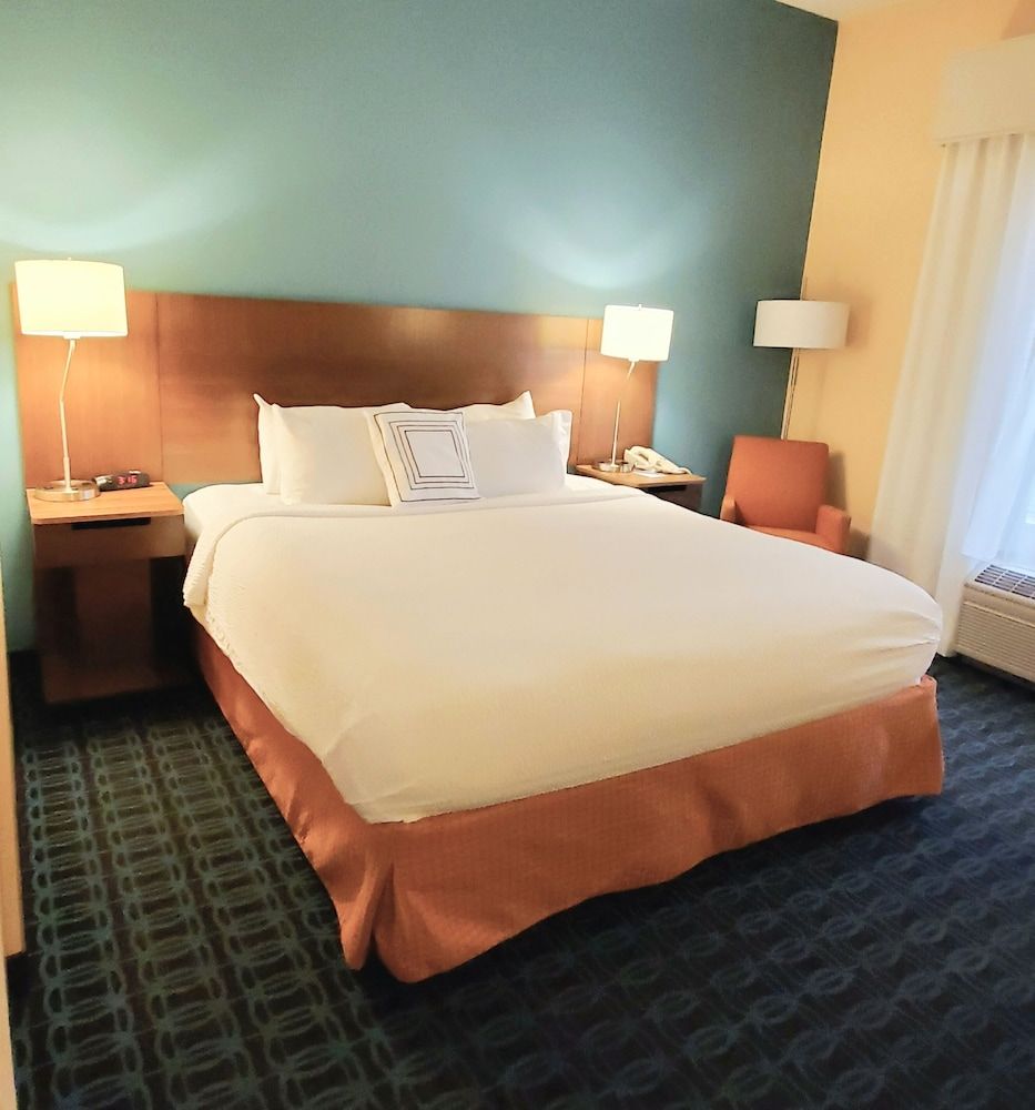 Room, 1 King Bed, Non Smoking