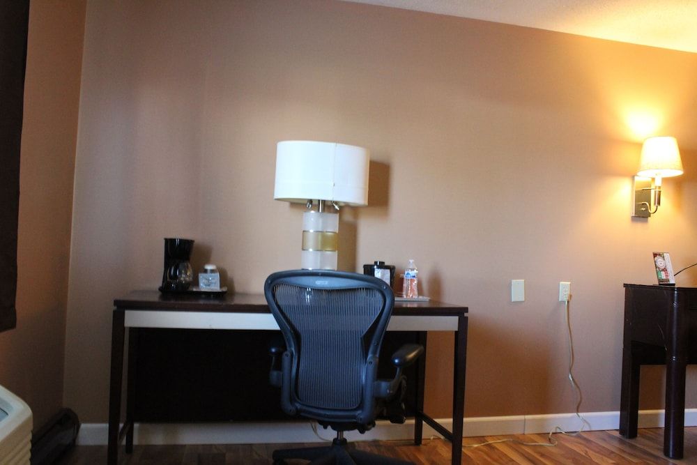 Bellevue Hotel & Suites Premium Room, Non Smoking 18