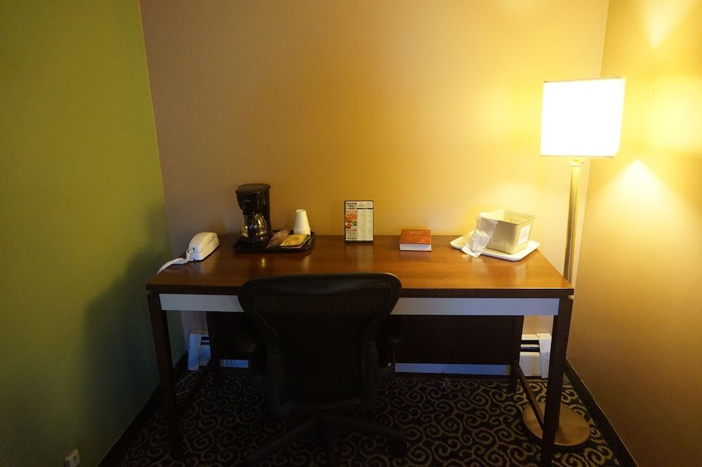 Bellevue Hotel & Suites Standard Double Room 21