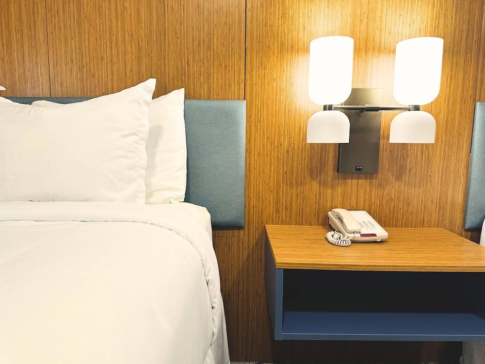 Standard Room, 2 Queen Beds, Non Smoking