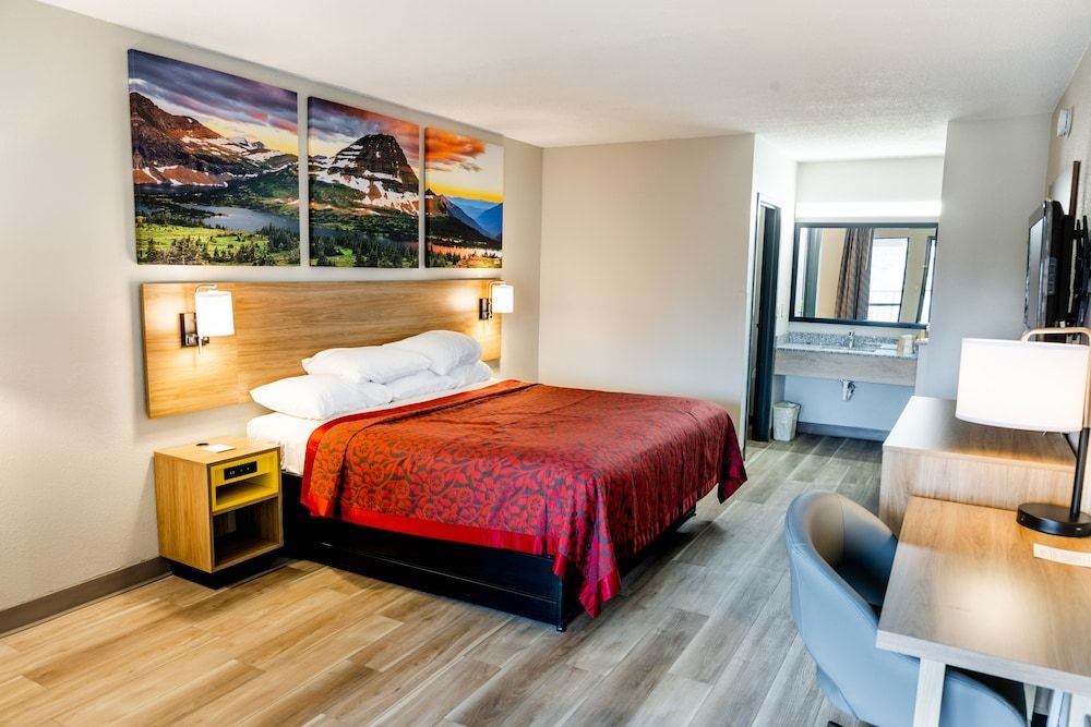 Room, 1 Double Bed, Non Smoking (Modern)