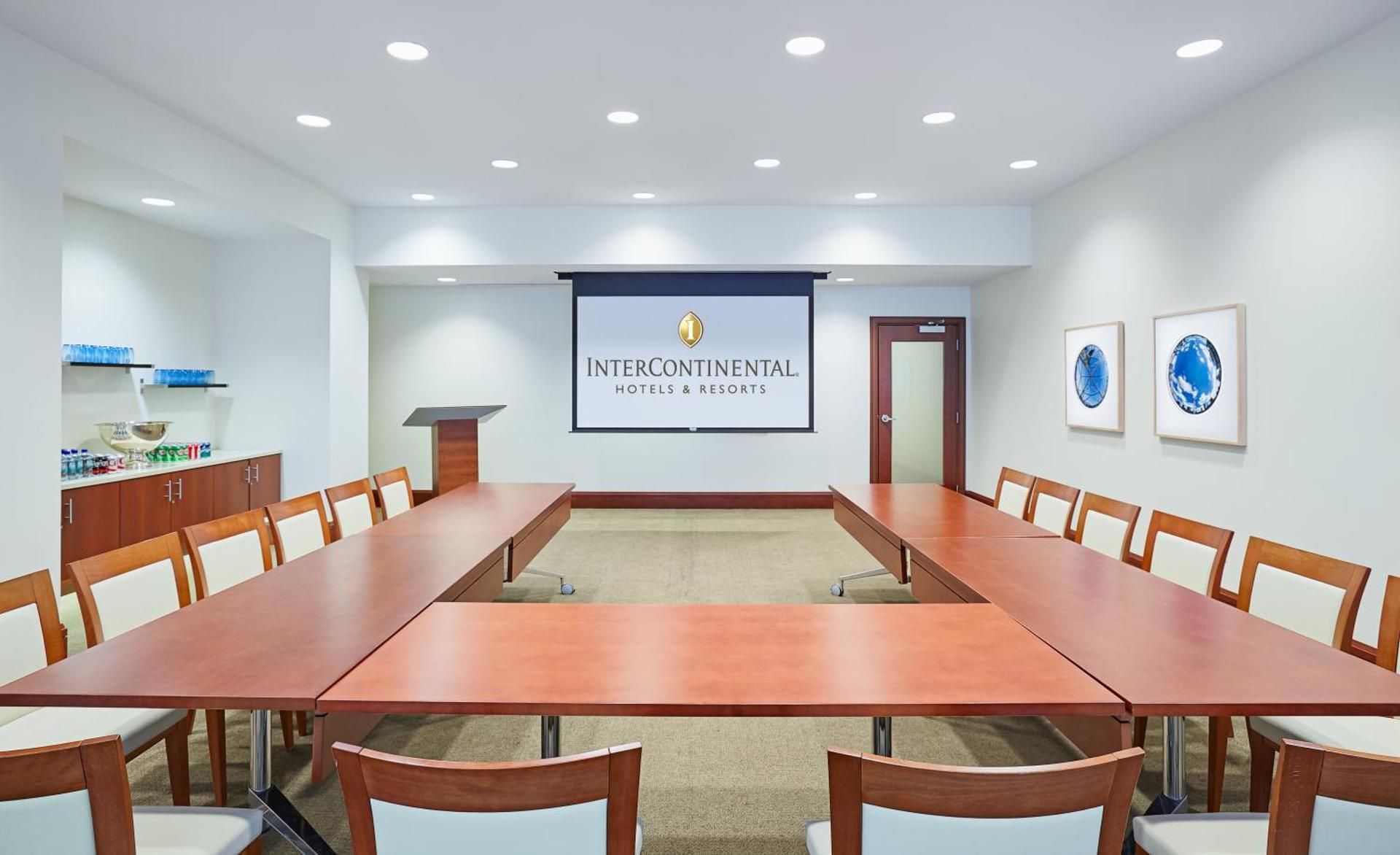 meeting room / ballrooms