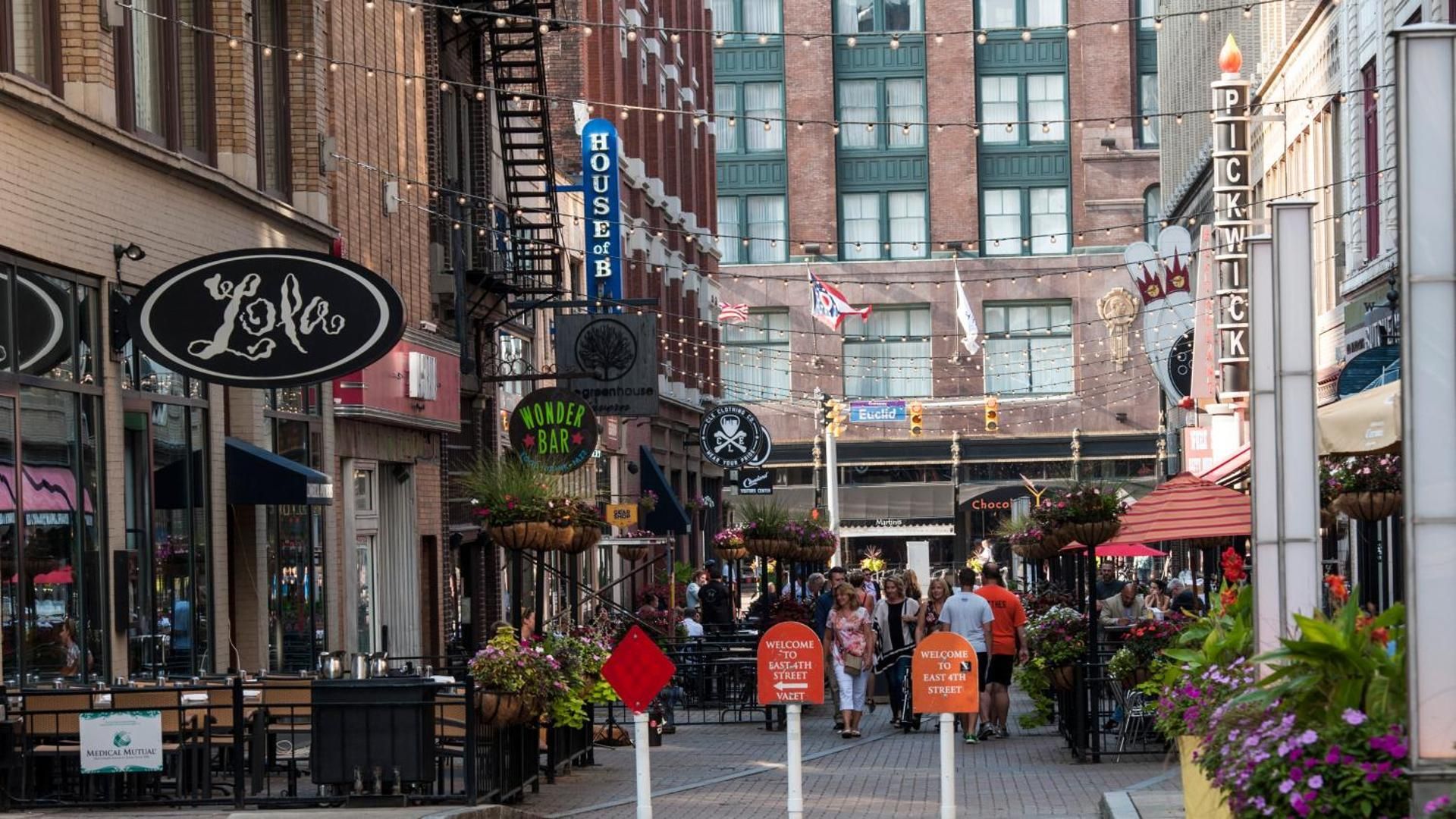 undefined InterContinental Suites Hotel Cleveland By IHG 3