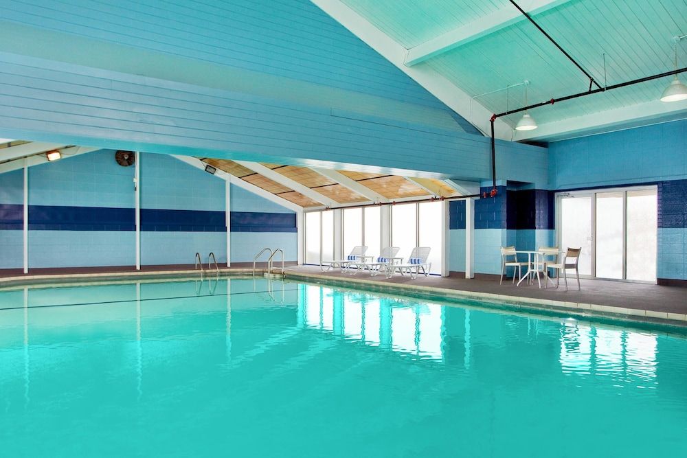 undefined Four Points By Sheraton Cleveland Airport 8