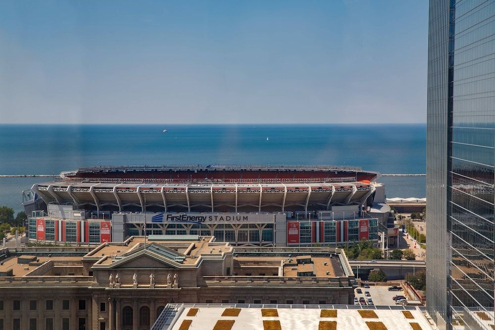 undefined Cleveland Marriott Downtown at Key Tower 5