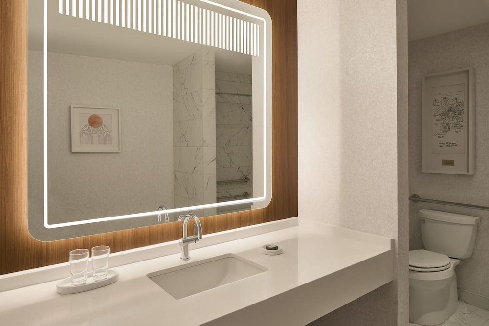 Hotel Cleveland, Autograph Collection Room, 1 Queen Bed, Non Smoking 3