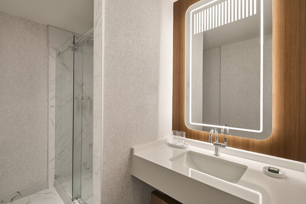 Hotel Cleveland, Autograph Collection Room, 1 Queen Bed, Non Smoking 4