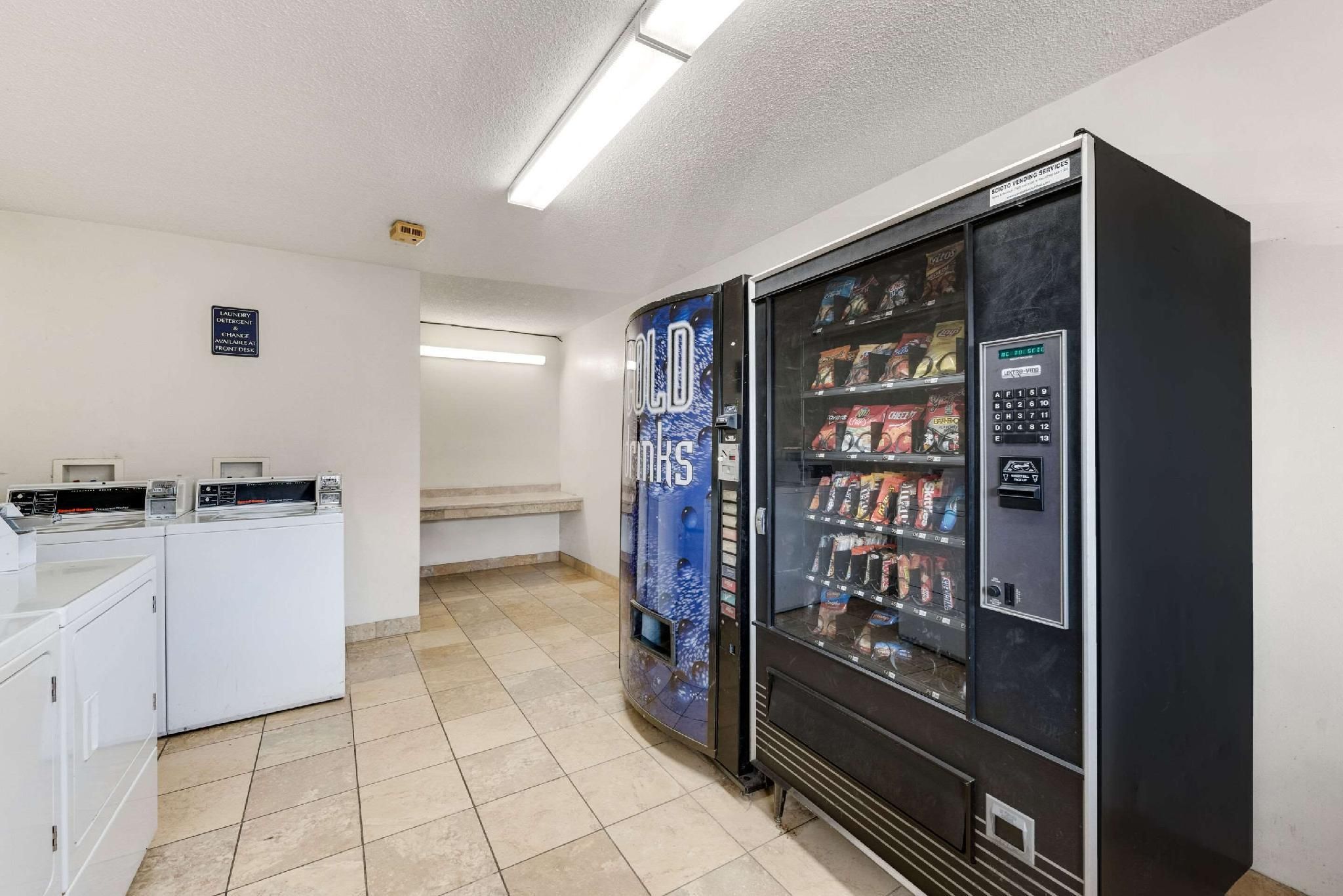 undefined Rodeway Inn Columbus West 10