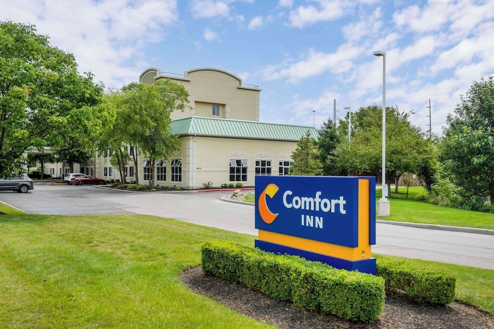 undefined Comfort Inn North/Polaris 7