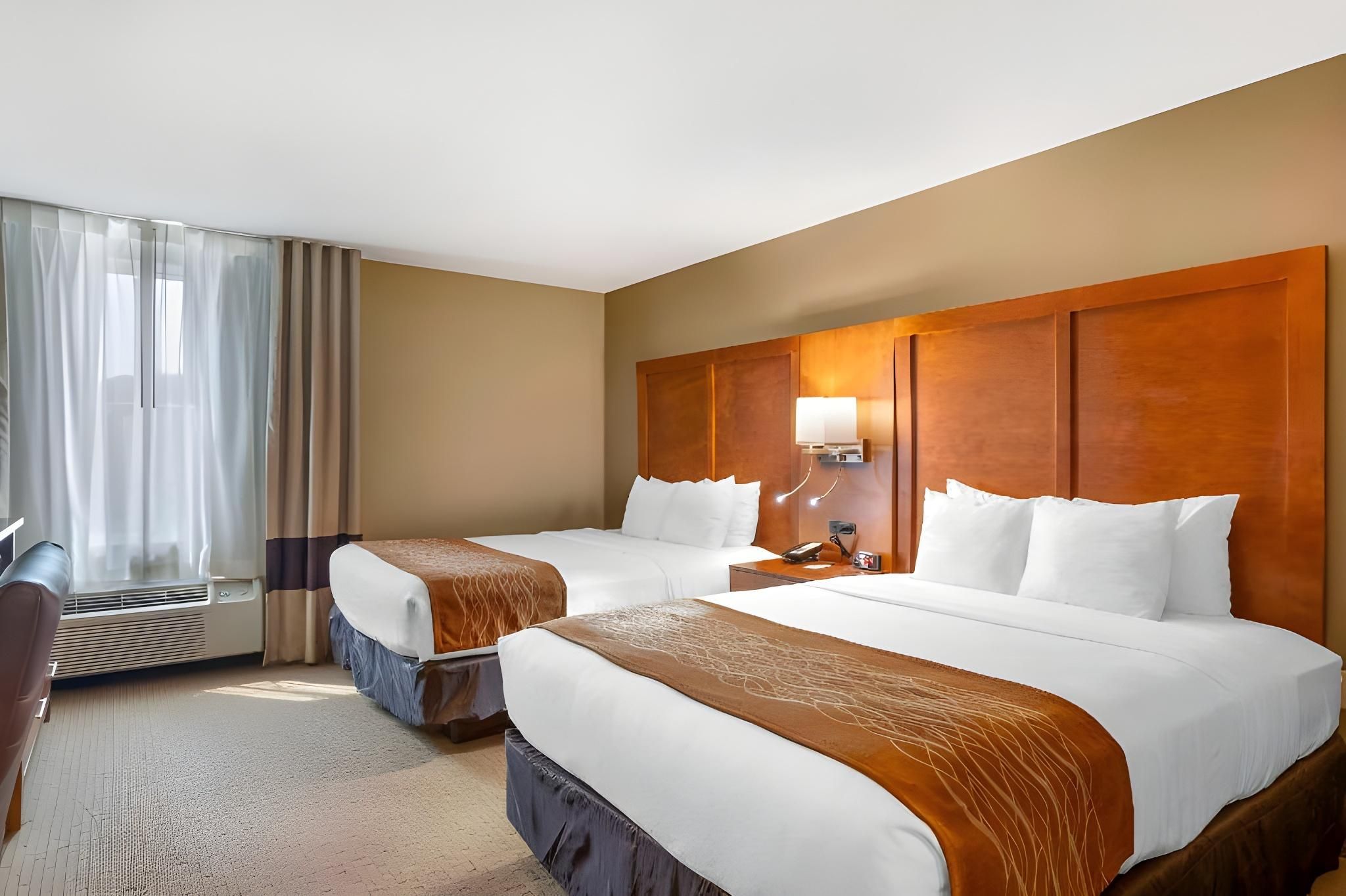 2 Queen Bed Non-Smoking