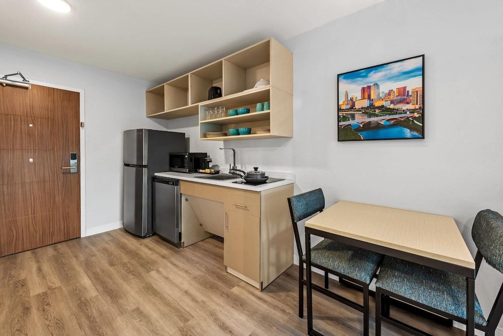 undefined MainStay Suites Columbus North – Worthington 8