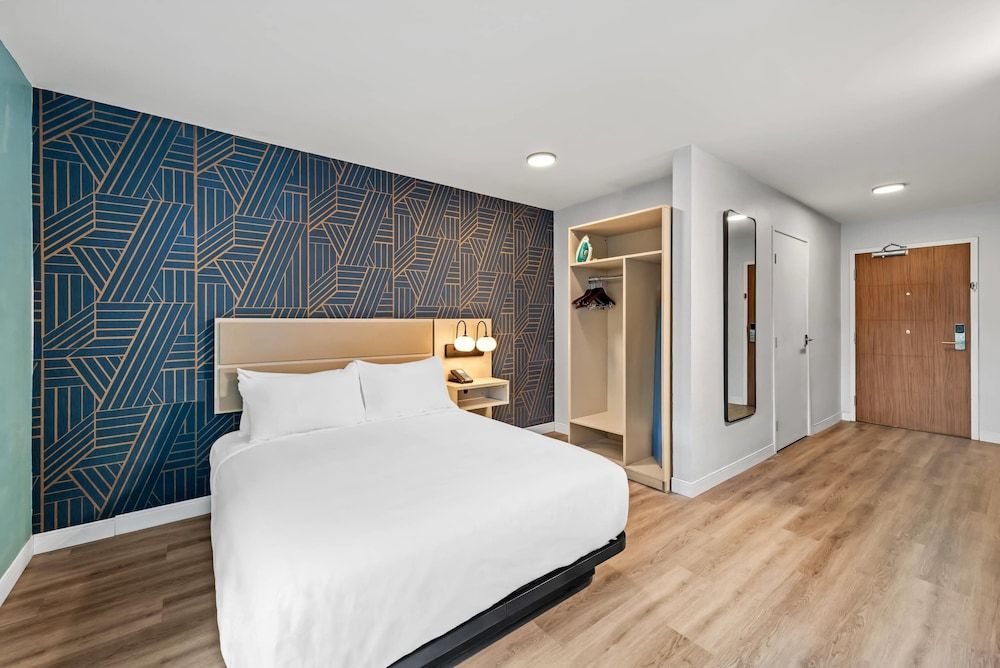 undefined MainStay Suites Columbus North – Worthington 5