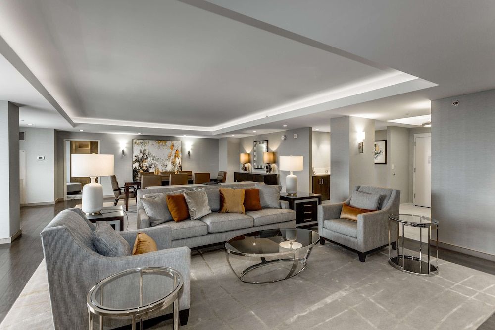 undefined Hilton Columbus at Easton 5