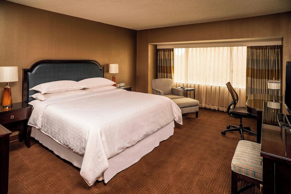 undefined The Plaza Hotel Columbus at Capital Square 2