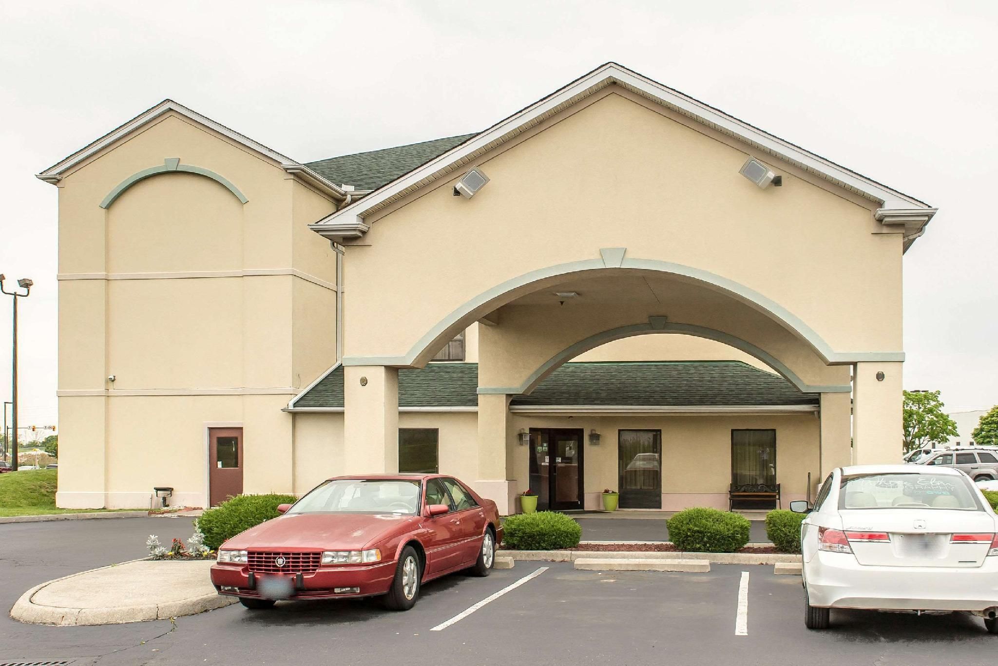 undefined Quality Inn & Suites Columbus West - Hilliard