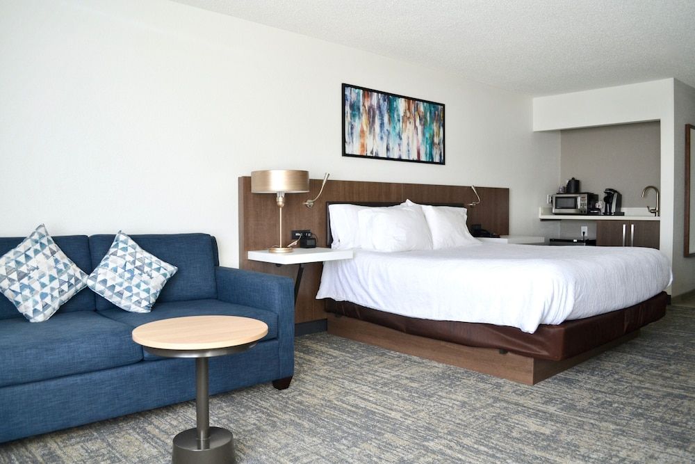 Junior Suite, 1 King Bed, Non Smoking