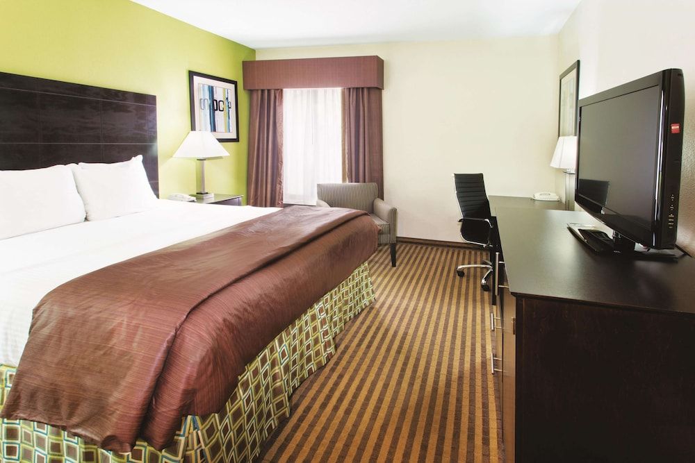 Room, 1 King Bed, Non Smoking