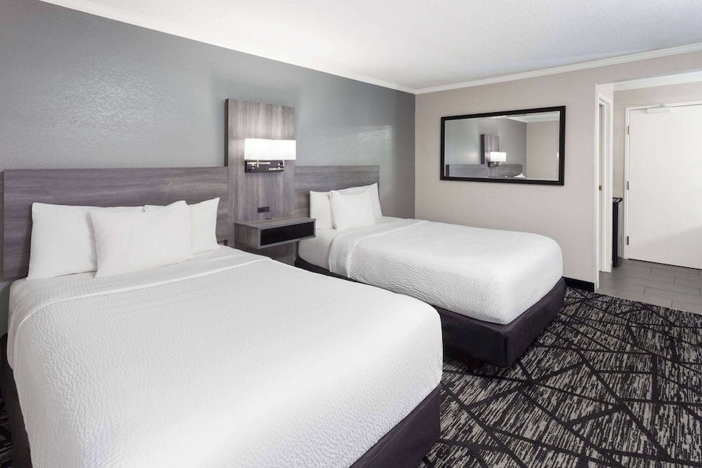 Deluxe Room, 2 Double Beds