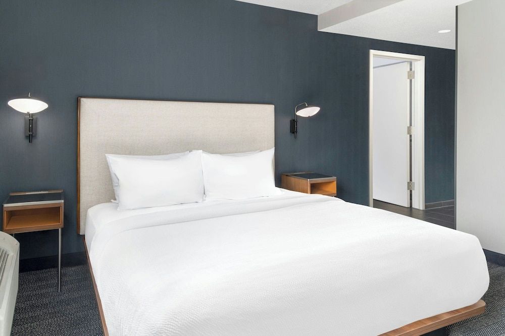 Suite, 1 Bedroom, Balcony