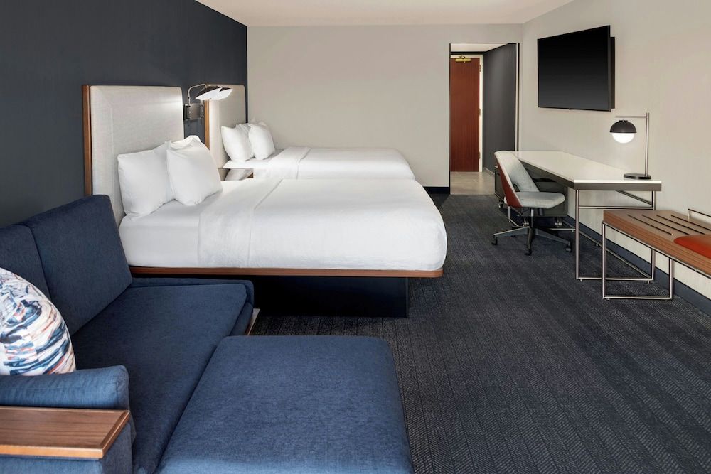 Studio, Multiple Beds