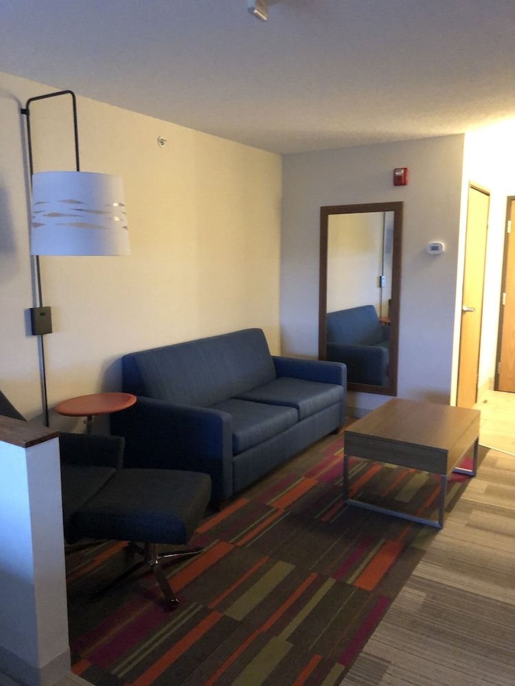 Standard Room, 1 King Bed, Accessible (Communication, Accessible Tub)