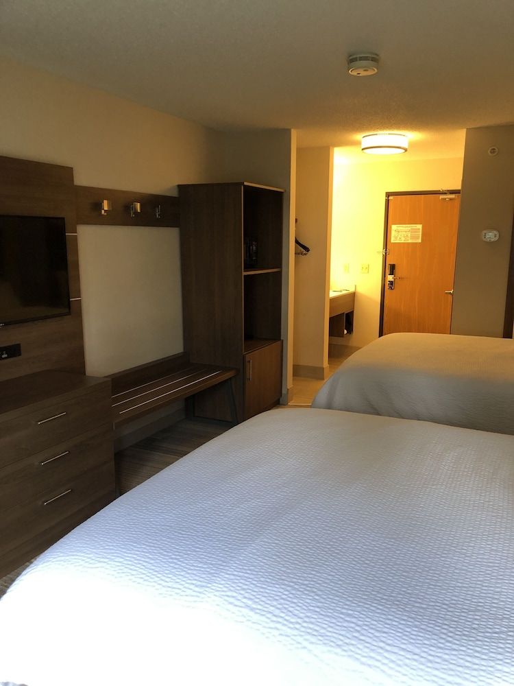 Standard Room, 2 Queen Beds