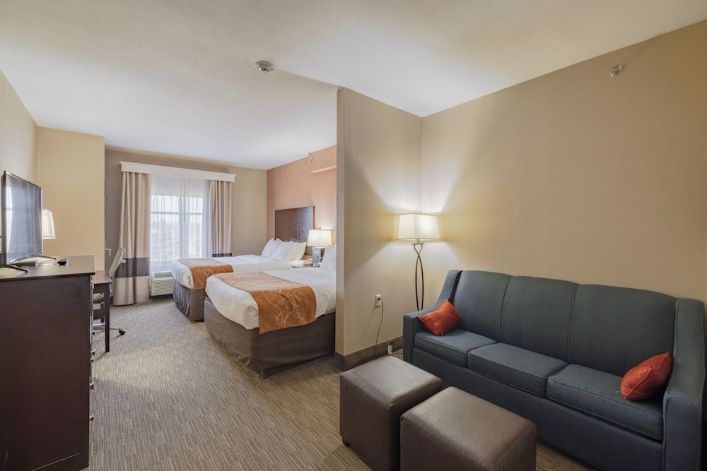 Suite, 2 Double Beds, Non Smoking