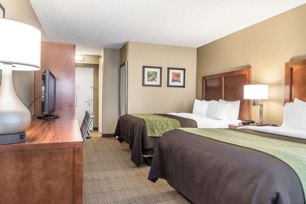Standard Room, 2 Queen Beds, Non Smoking