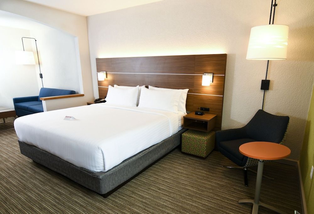 Standard Room, 1 King Bed, Accessible (Communications Accessible)