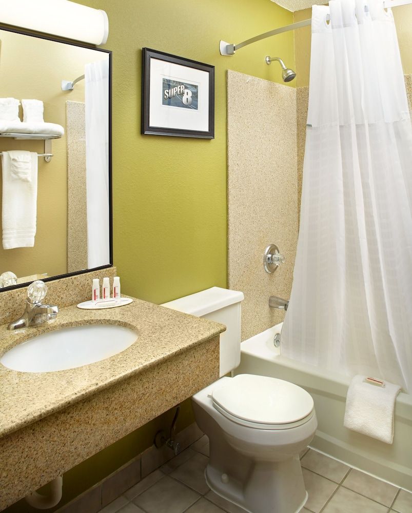 Room, 1 Queen Bed, Accessible, Non Smoking (Mobility)