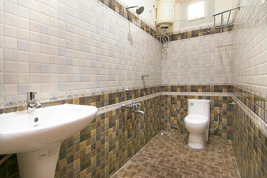 Shoba Tulip Executive Room Non AC 4