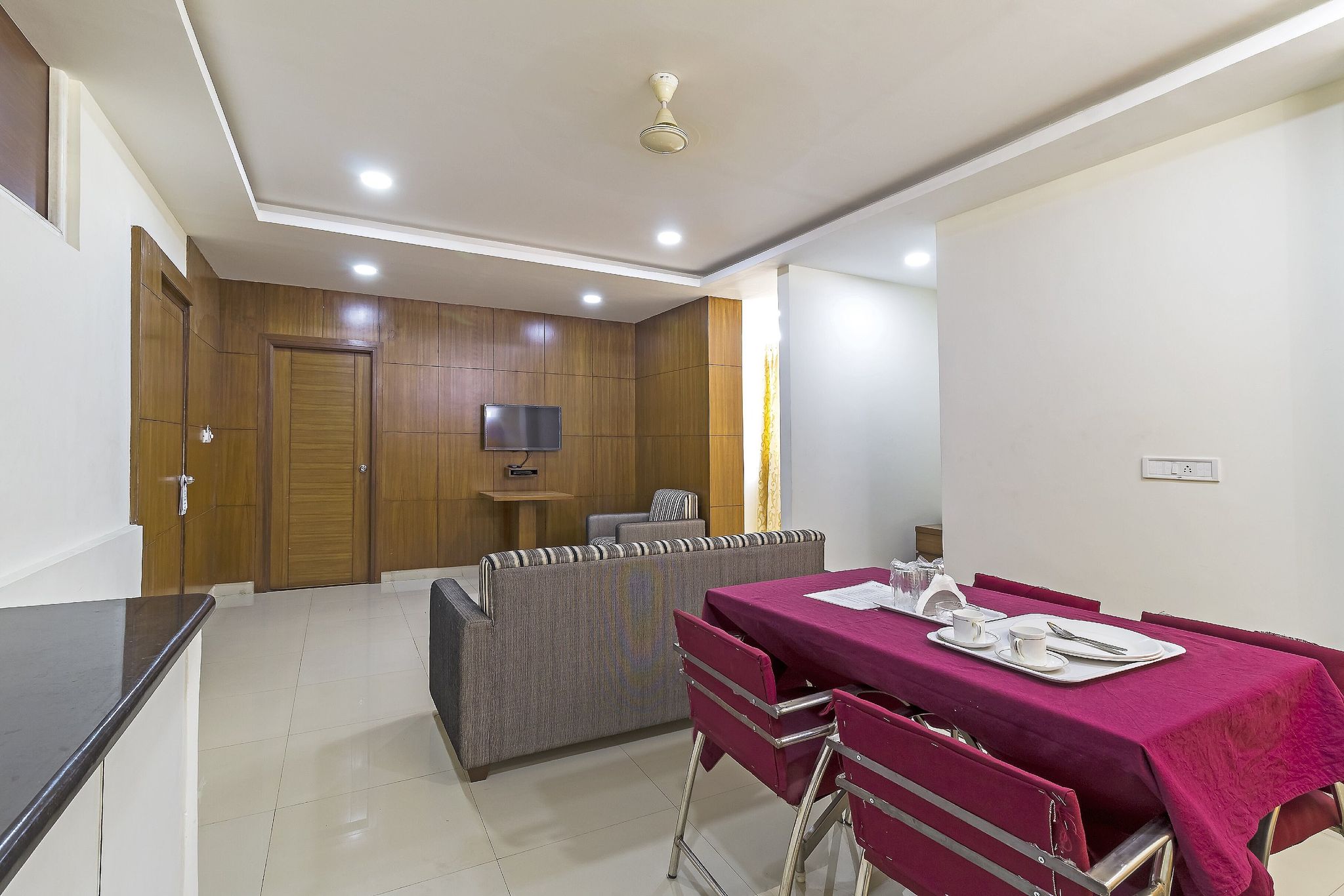 Food & Dining