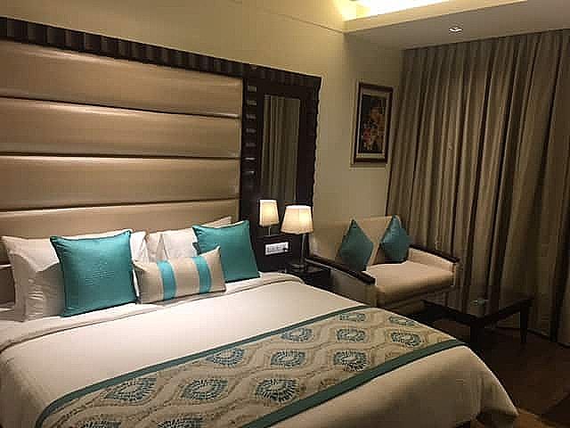 Executive Double Room - Myntra - YCHS