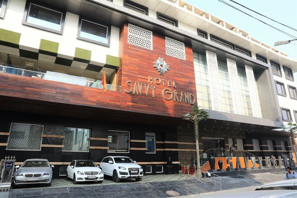 undefined Hotel Savvy Grand 7