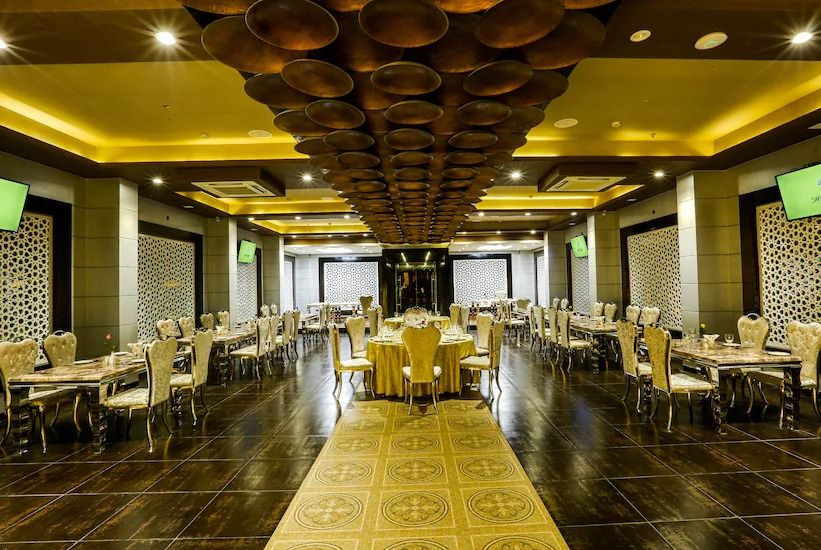 undefined Hotel Savvy Grand 3