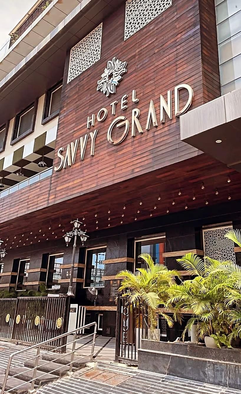 undefined Hotel Savvy Grand 6