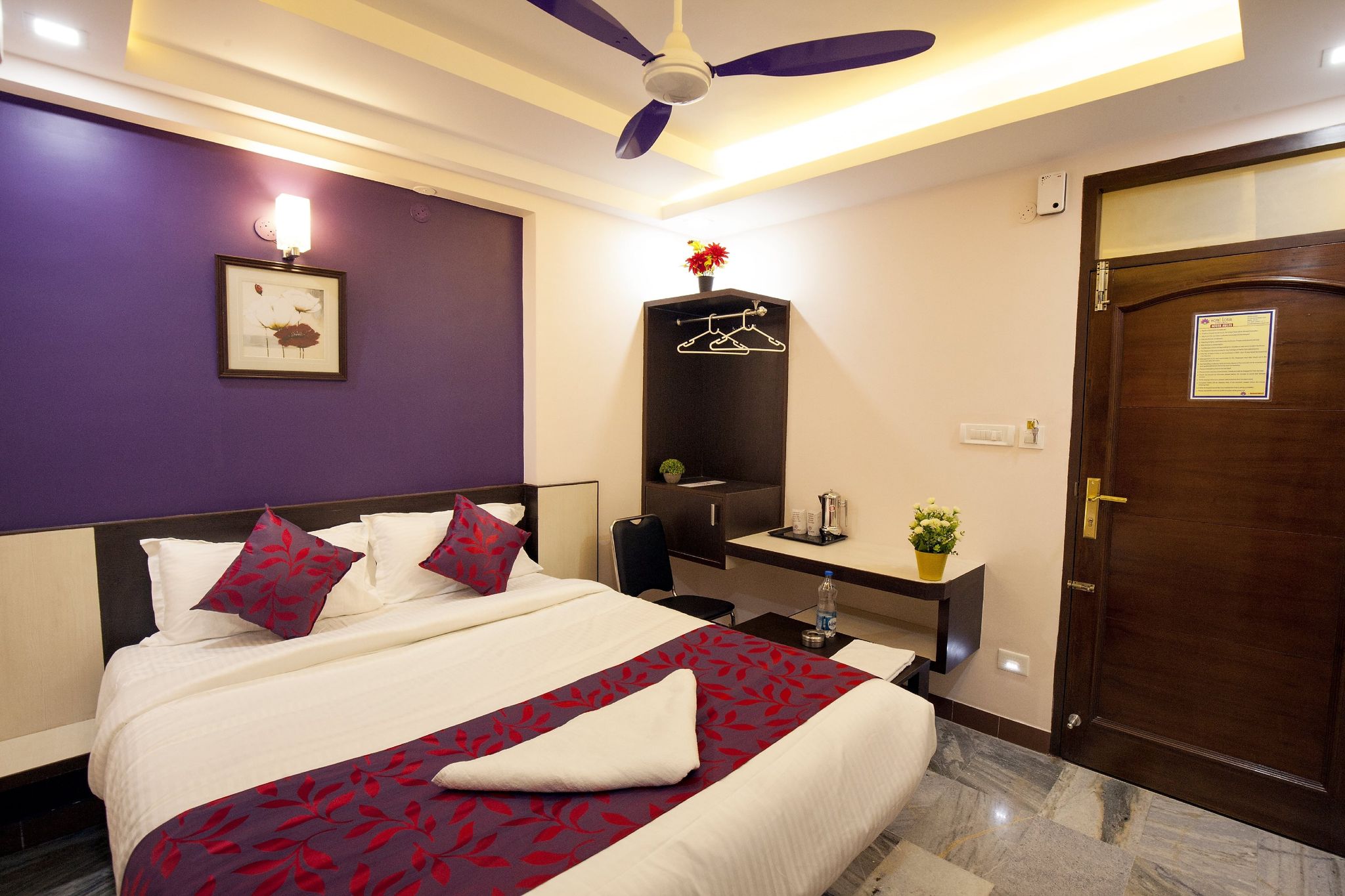 Hotel Lotus Standard Double Room 4