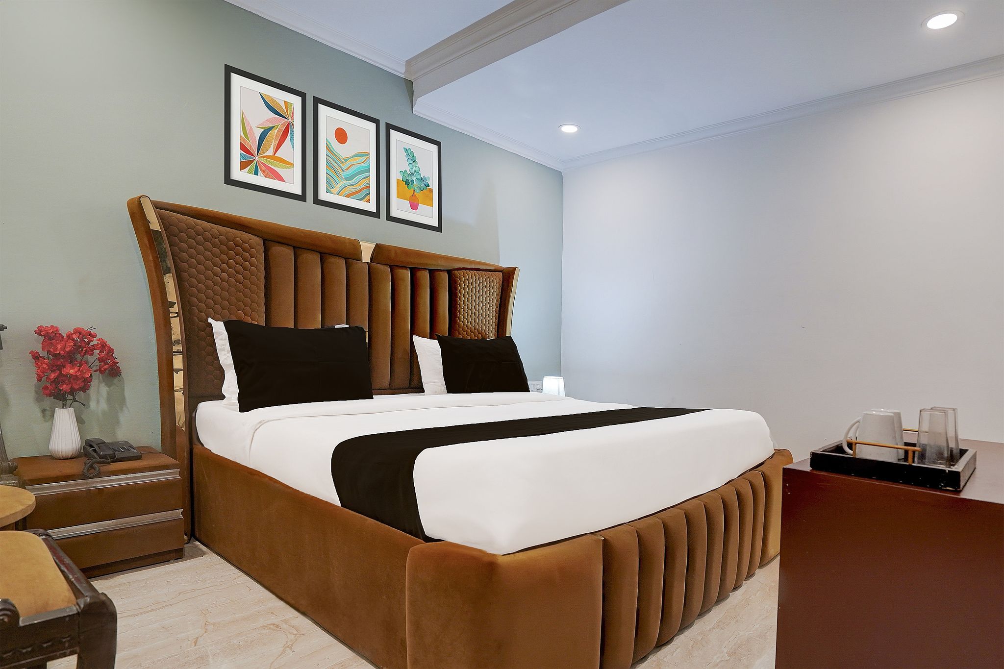 Collection O NH-8 Mahipalpur Classic 3