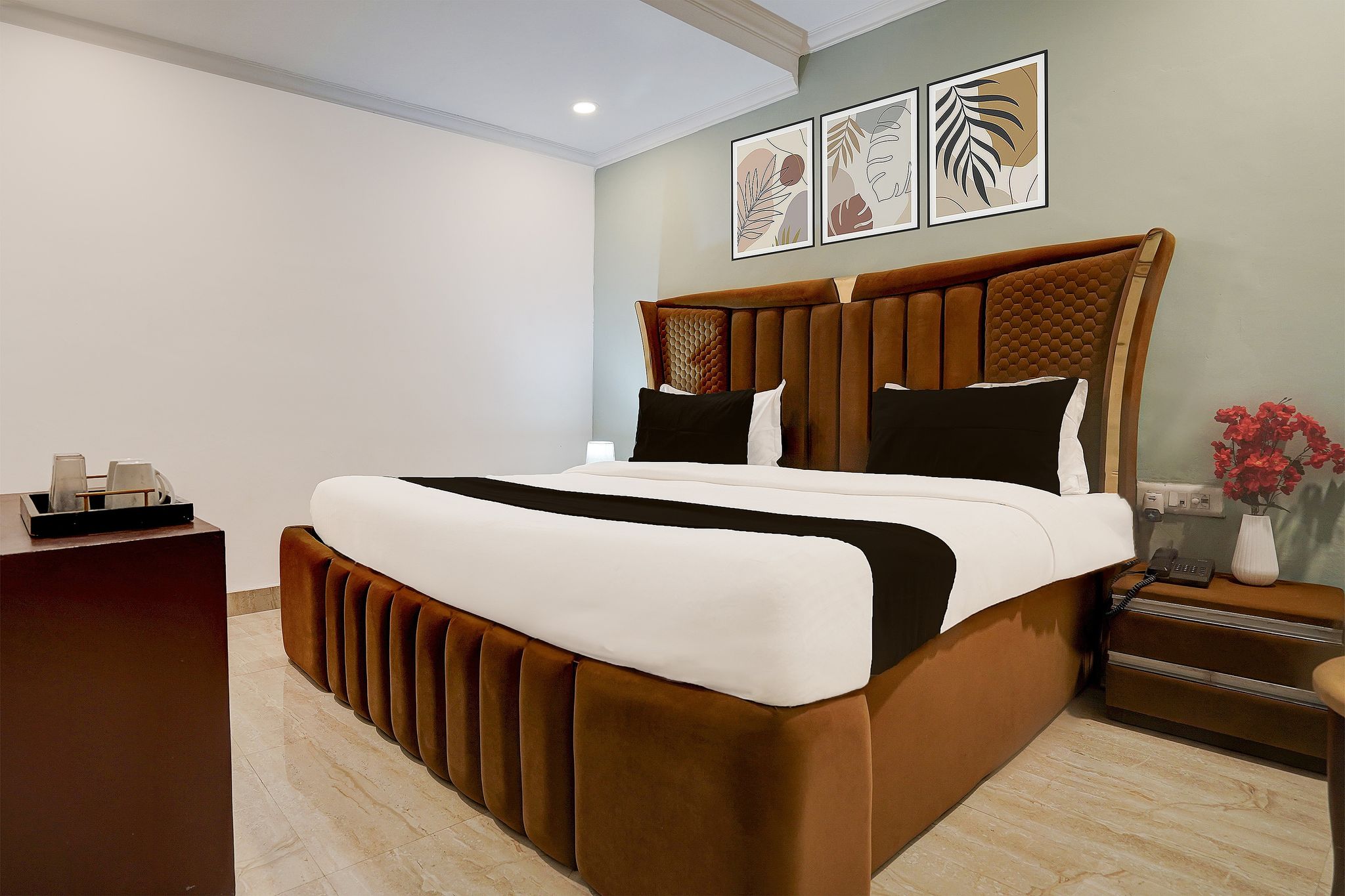 Collection O NH-8 Mahipalpur Classic 2