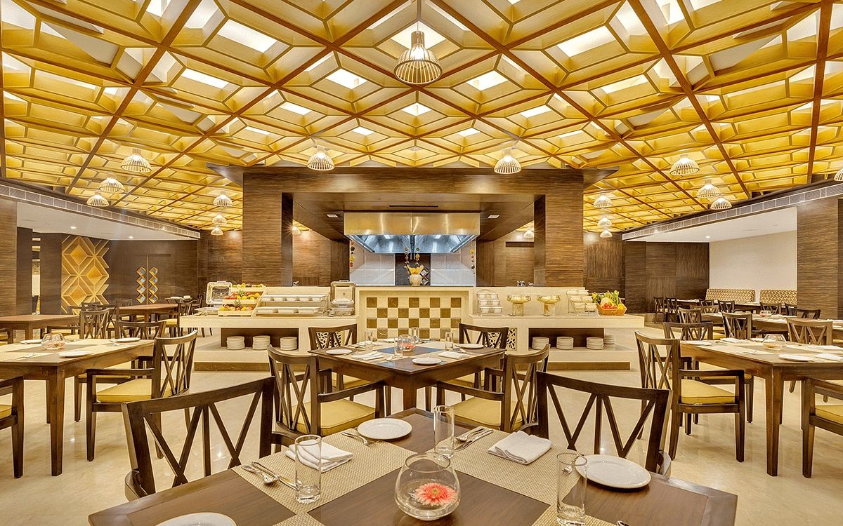 Food & Dining