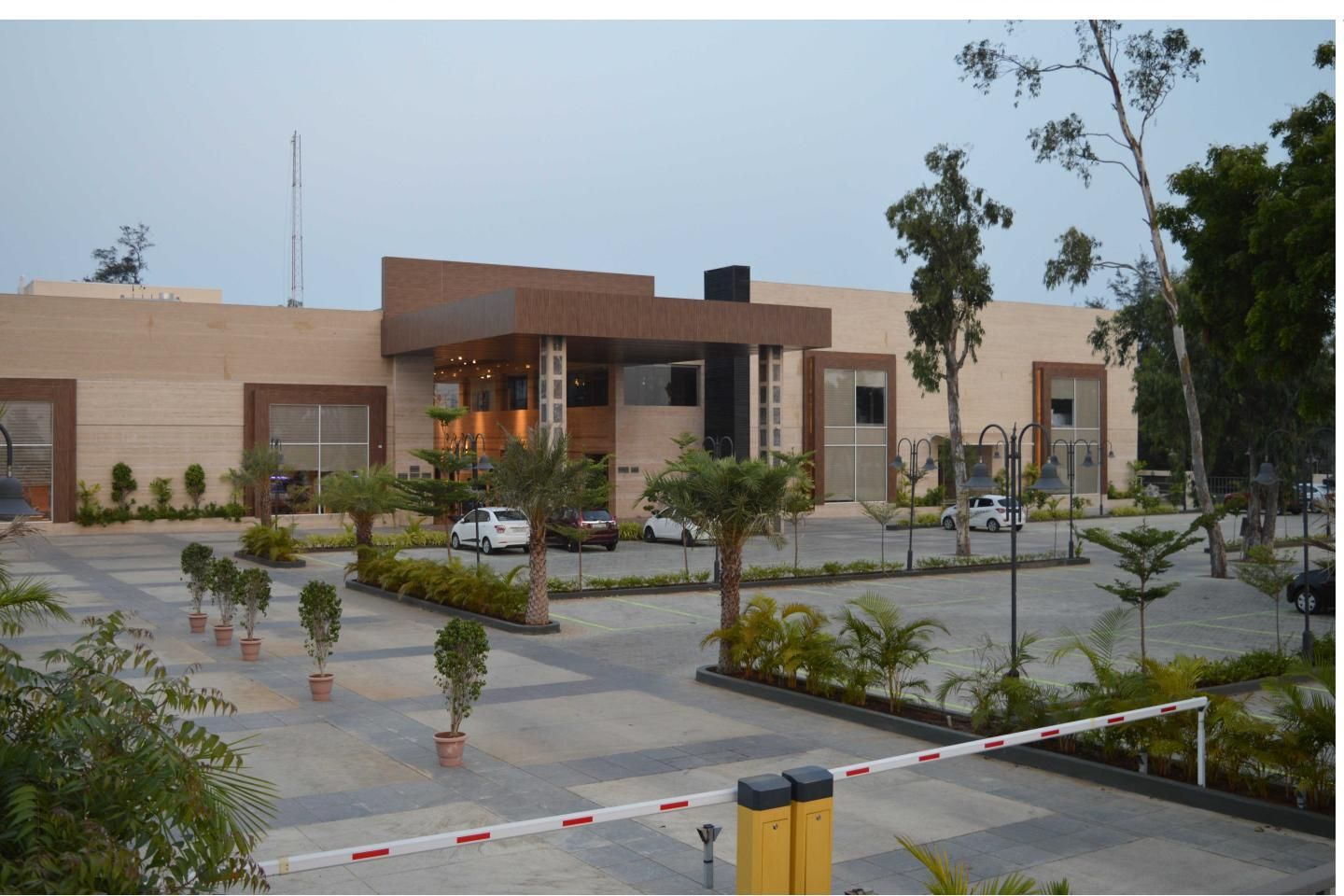 Hotel Exterior