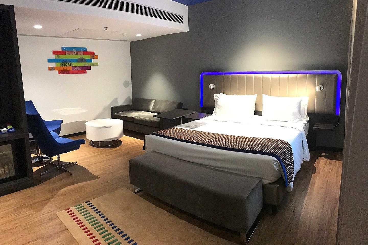 Business Room