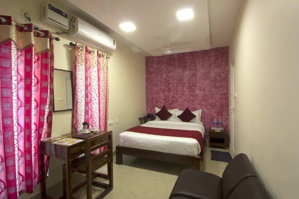 Serenity Sunrise Beach Resort Deluxe AC Room 2