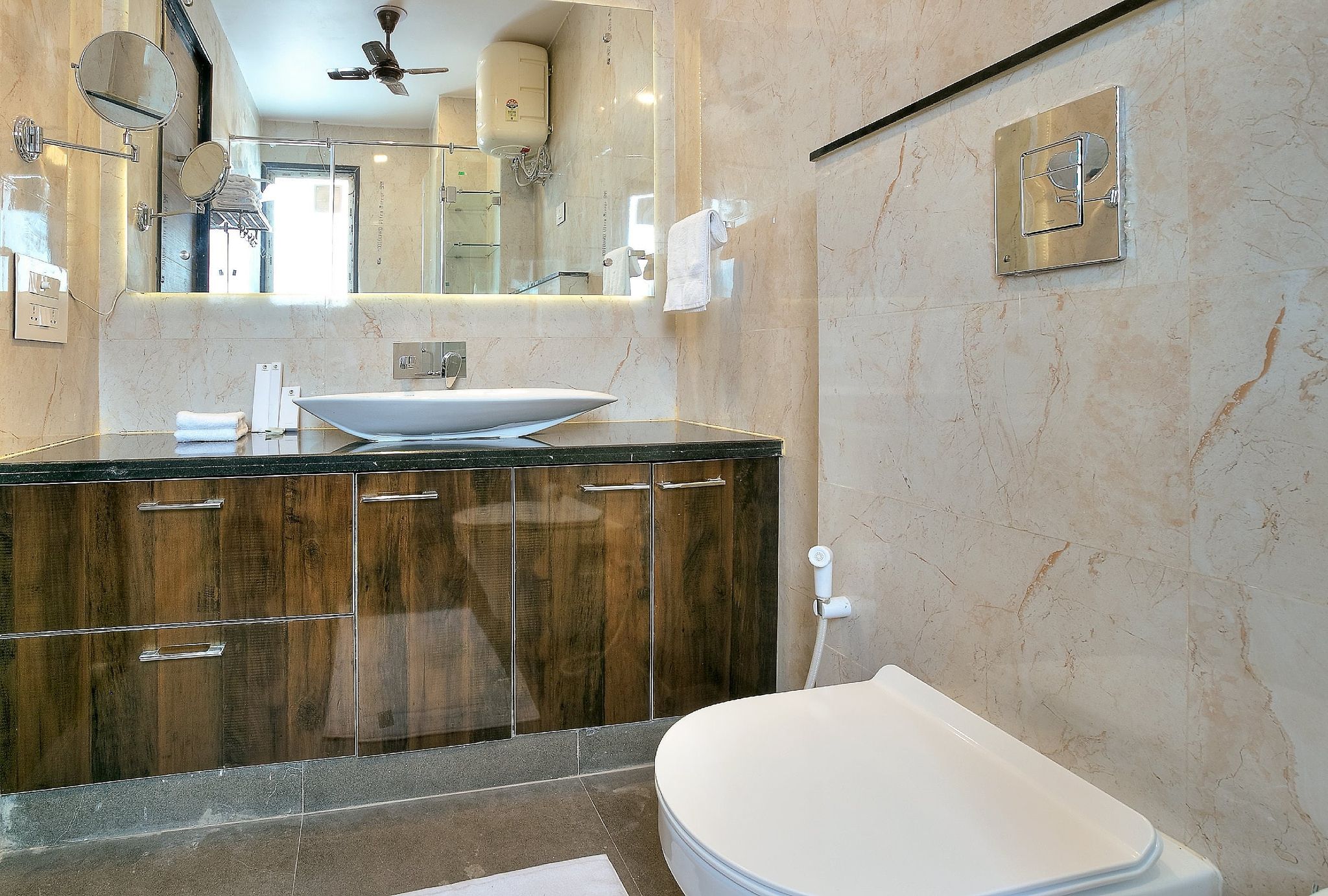 Southwest Inn Deluxe Room With Wi-Fi 8