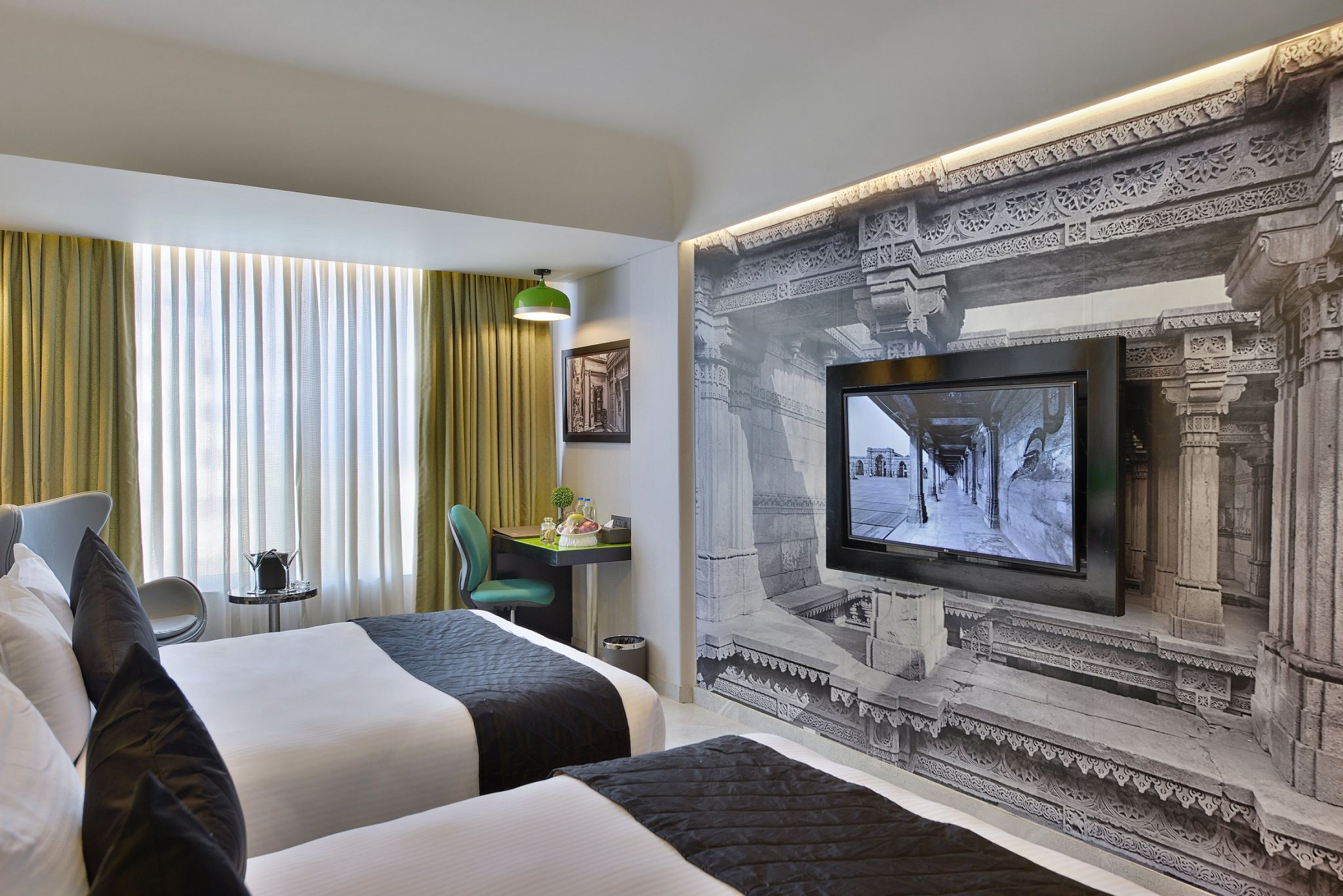 Day Use Room (6 hours only Between 9AM to 6 PM) - Same day Check out