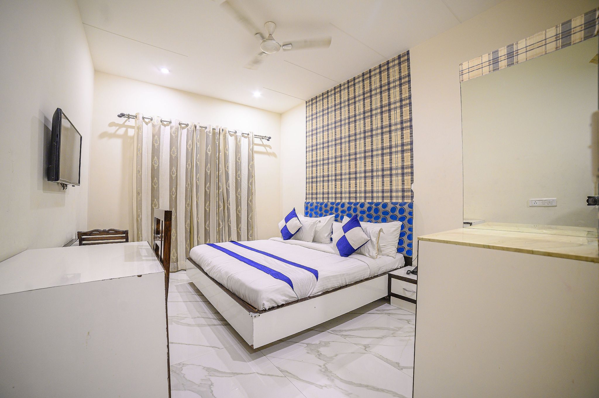 AC Executive Single Room