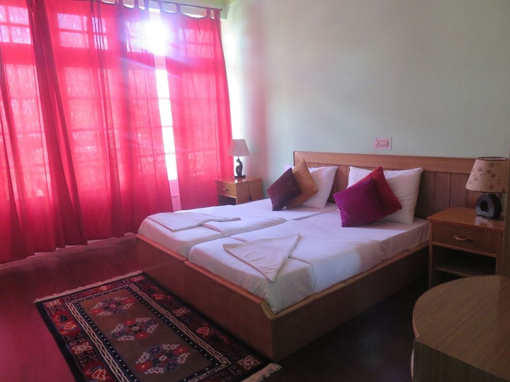 TIH Hotel Maryul Standard Room 2